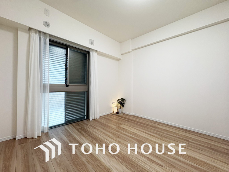 内装 1日の疲れを癒し、心地よく寛げるようゆったりとした広さをしています