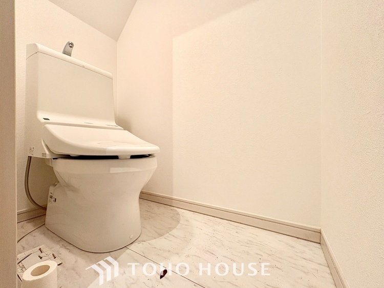 トイレ 【TOILET】◆快適◆な生活に不可欠。節水型の高性能トイレを新設。