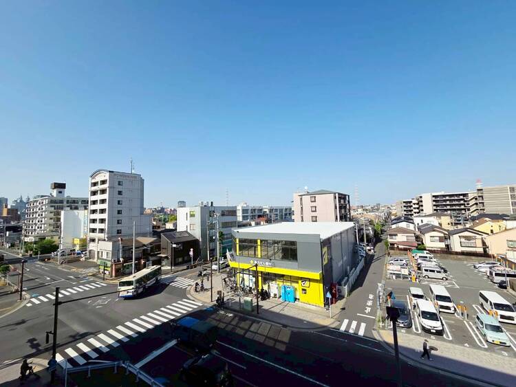その他 眺望や窓からの景色が良いと、家で過ごす時間も快適です。