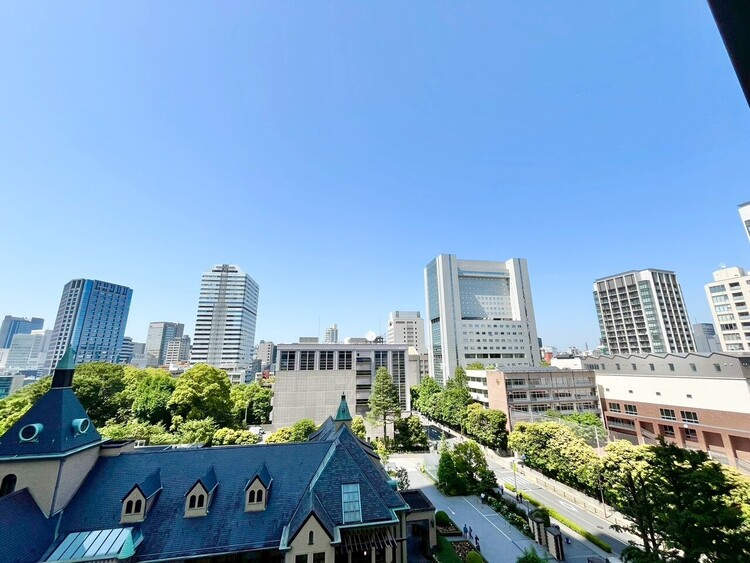 その他 眺望や窓からの景色が良いと、家で過ごす時間も快適です。
