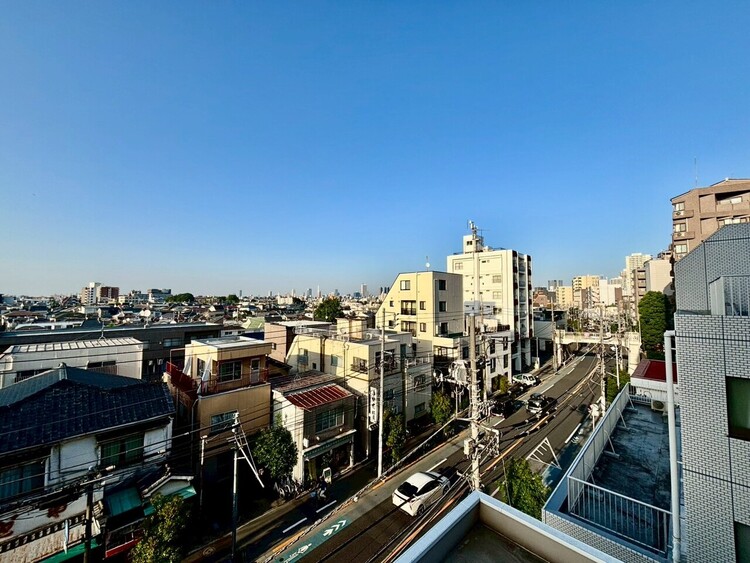その他 眺望や窓からの景色が良いと、家で過ごす時間も快適です。