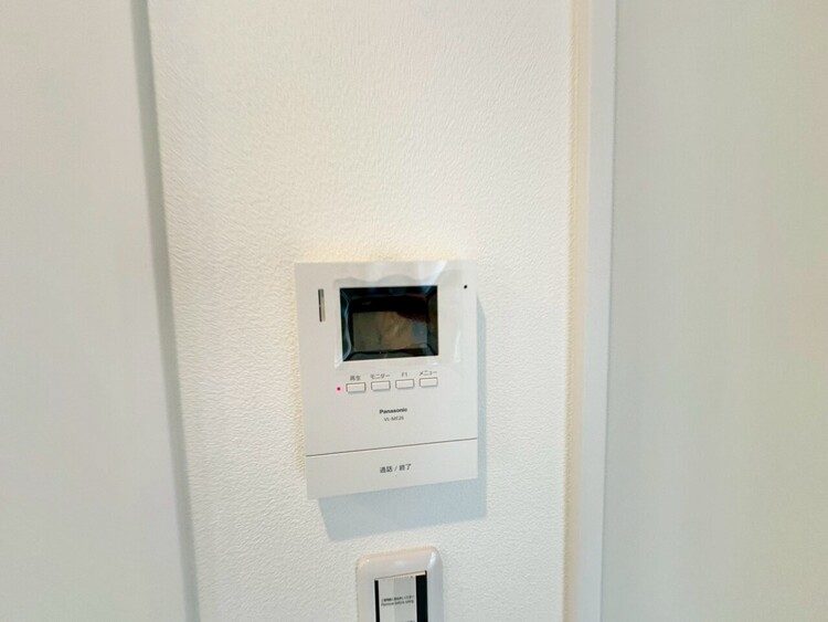 その他 誰が来てもわかる様にモニター付きインターホンを設置。