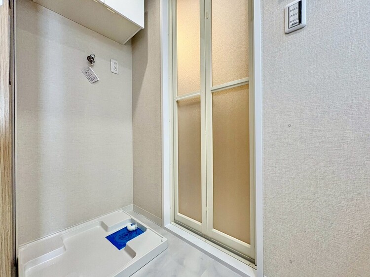 その他 十分な広さの脱衣所。