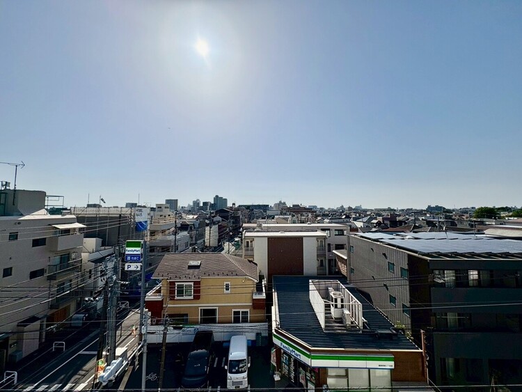 その他 眺望や窓からの景色が良いと、家で過ごす時間も快適です。