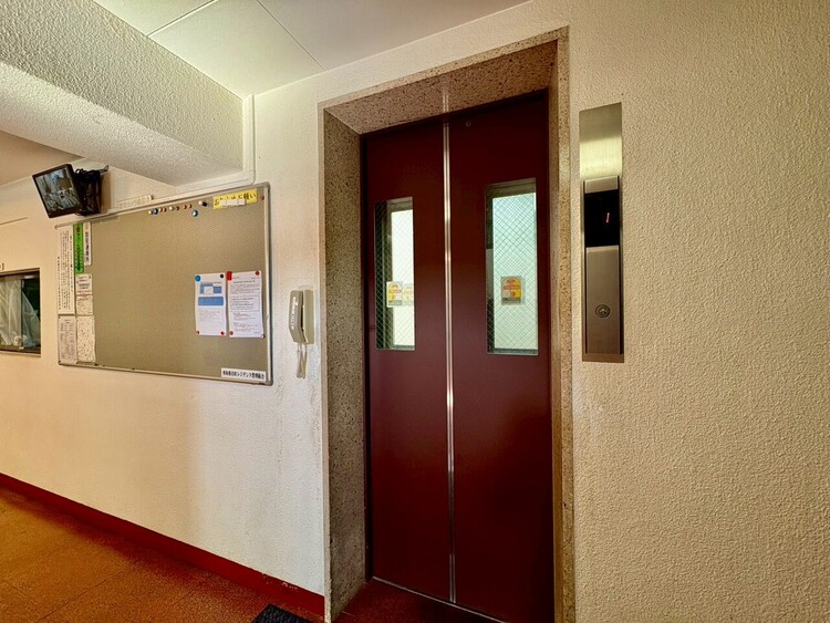 その他 エレベーター完備のため荷物が多くなっても安心。