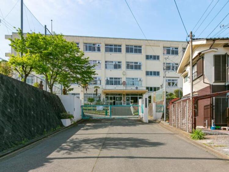 周辺 八王子市立恩方第一小学校迄2400ｍ