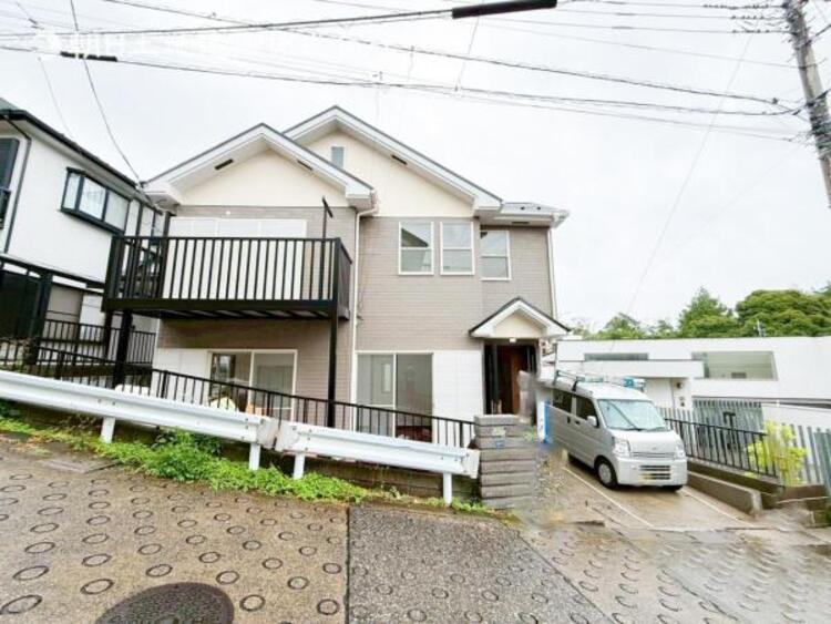 外観 自慢したくなるマイホーム！流行に左右されない上質な佇まい！！　満たされる時間をじっくり堪能できそうです　洗練されたものにふれることでもっともっと『おうちじかん』が充実したものになるでしょう！ 