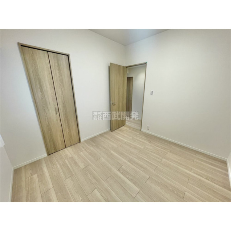 内装 部屋ごとに設けた収納は住みやすさへのこだわり