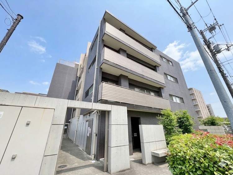 外観 資料には掲載していない情報が、現地にはたくさんあります。是非一度、現地をご確認ください。