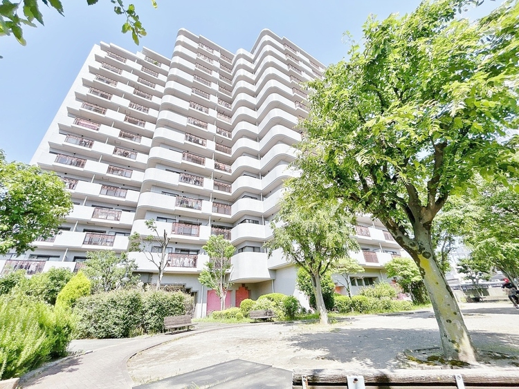 外観 資料には掲載していない情報が、現地にはたくさんあります。是非一度、現地をご確認ください。