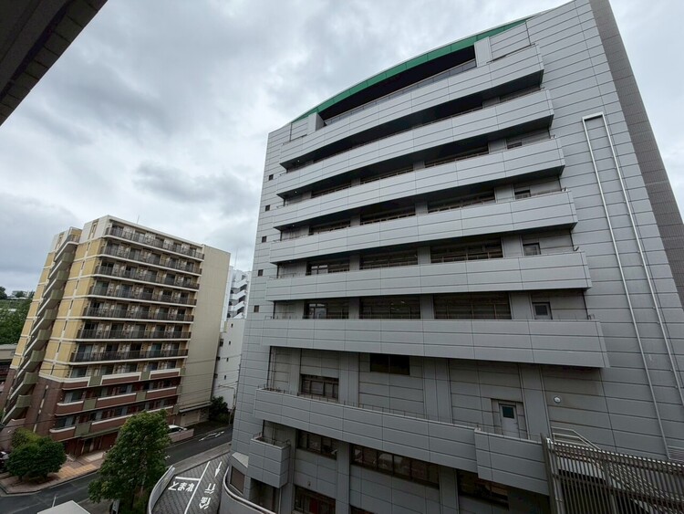 その他 眺望や窓からの景色が良いと、家で過ごす時間も快適です。