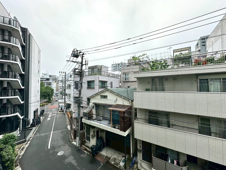 その他 眺望や窓からの景色が良いと、家で過ごす時間も快適です。