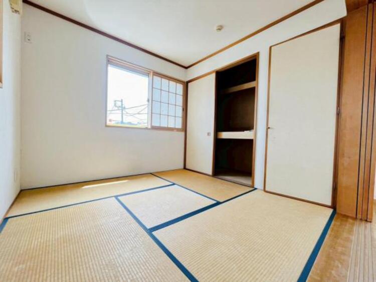 内装 自分の時間を充実させながら心豊かにできるプライベート空間！！穏やかな寛ぎを届ける仕様のゆとりある居室。個室のお部屋が欲しいという要望に応える設計で、過ごす時間が長くてもゆったり落ち着いて過ごせそう！！ 