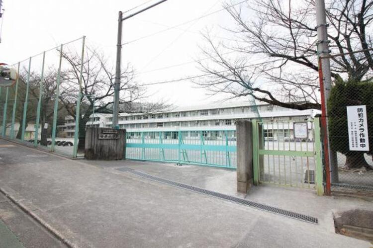 周辺 金井小学校まで約1822ｍ