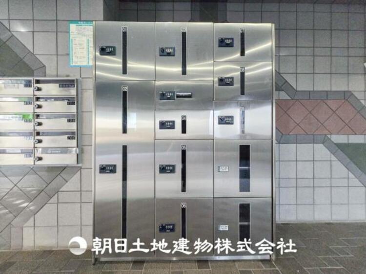 その他 【宅配ボックス】不在時にも荷物が受け取れる便利な宅配ボックス。