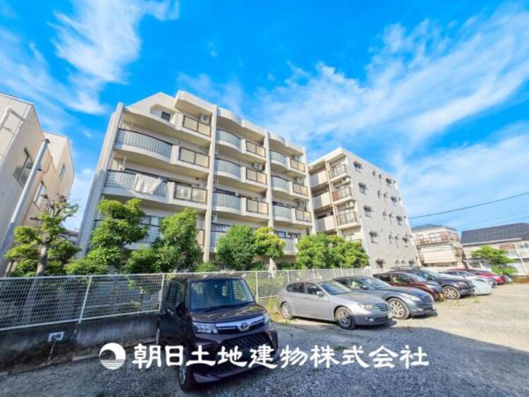 外観 【外観写真】温かい太陽を感じる事ができるのは、目の前に遮るものが無いから。彼方に広がる風景が絵画のように広がります。
