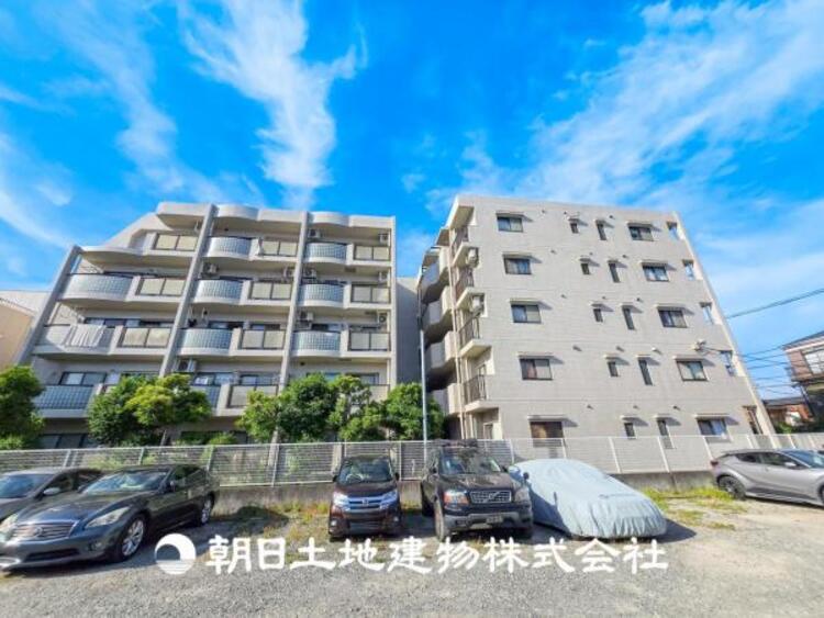 外観 【外観写真】 周辺環境も重要なポイントです。それは月日が経つ事で「近くにあるもの」から「家の財産」へとイメージが変わってくる事を身体が理解しているからだと思います。