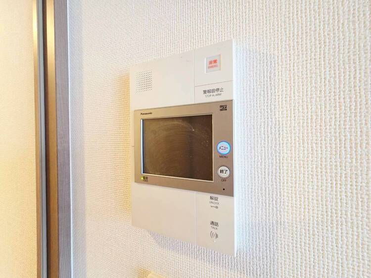 その他 誰が来てもわかる様にモニター付きインターホンを設置。