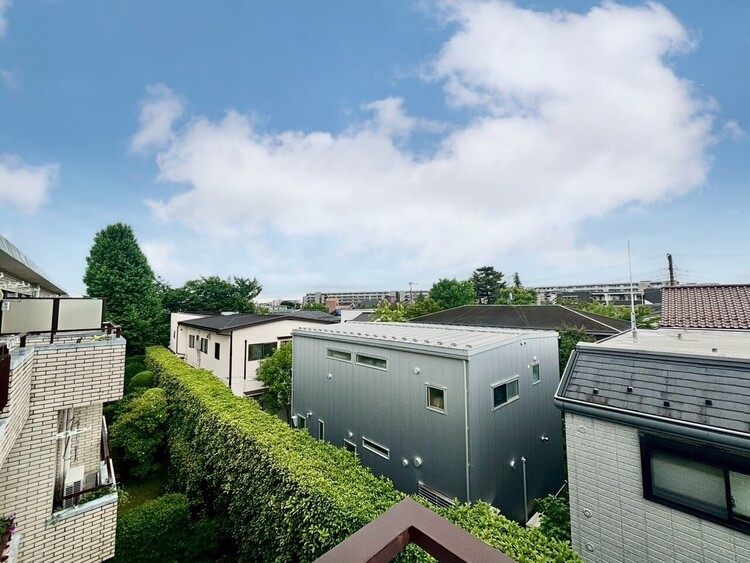 その他 眺望や窓からの景色が良いと、家で過ごす時間も快適です。