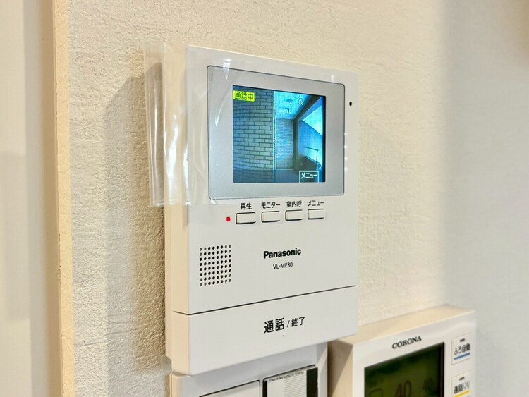 その他 誰が来てもわかる様にモニター付きインターホンを設置。