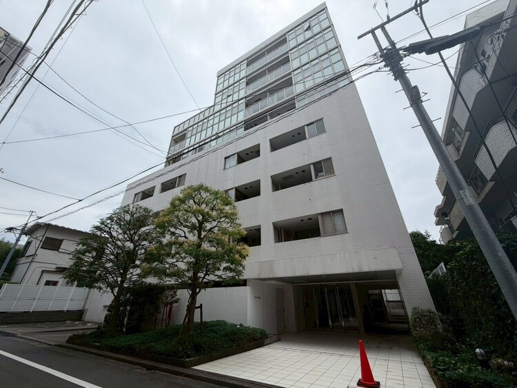 その他 飽きのこないシンプルモダンな外観です。