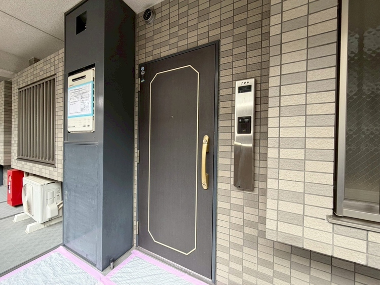 その他 清潔感のある落ち着いた雰囲気の玄関です。