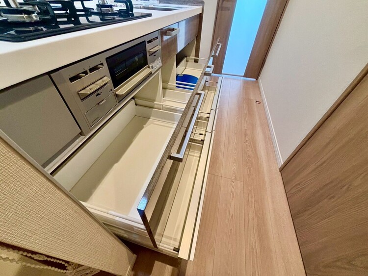 その他 家電やスーツケース、ストック品など何でも片付く嬉しい空間です。