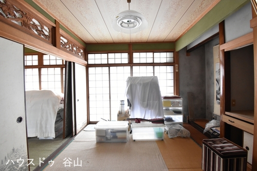 春山町　中古戸建の物件画像
