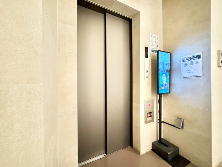 設備 エレベーターの管理も、きちんと行き届いてます。