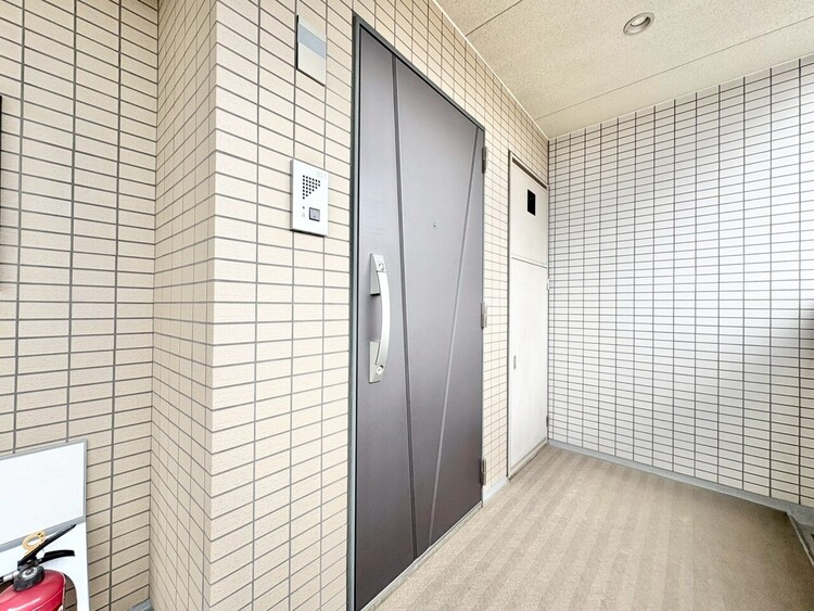 玄関 玄関を開ければ、そこは安らぎのご自宅。