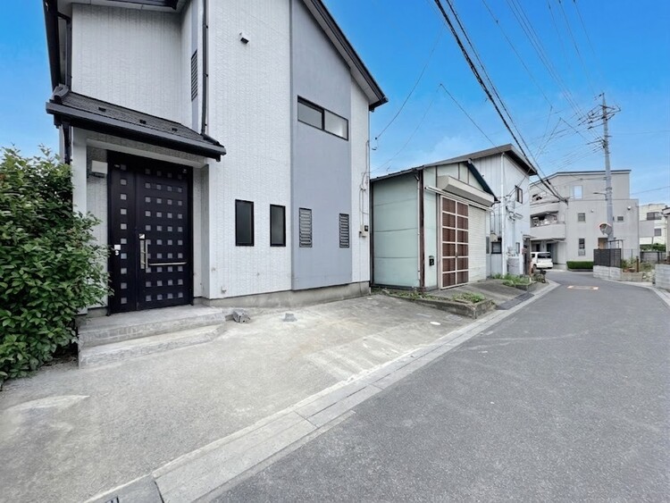 外観 現地に足をお運びいただいた際には、周辺散策などをお勧めいたします。