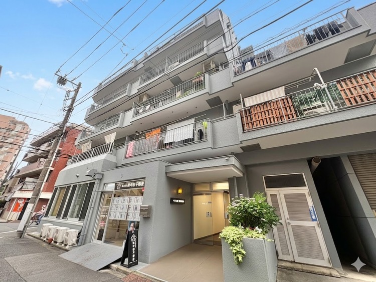 外観 資料には掲載していない情報が、現地にはたくさんあります。是非一度、現地をご確認ください。