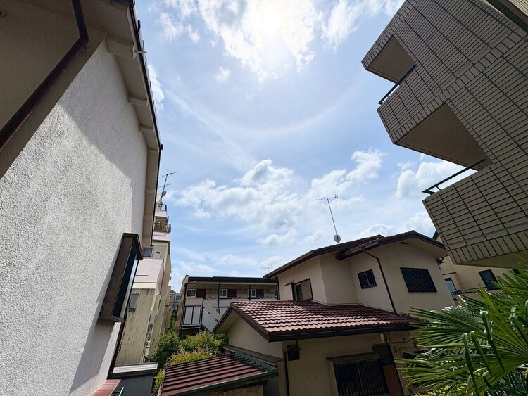 その他 眺望や窓からの景色が良いと、家で過ごす時間も快適です。