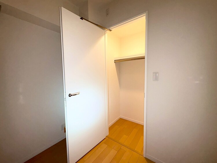 その他 家電やスーツケース、ストック品など何でも片付く嬉しい空間です。