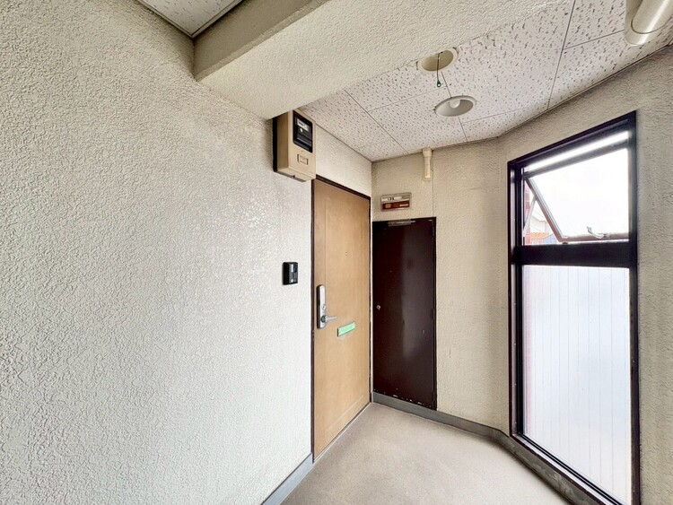 玄関 玄関を開ければ、そこは安らぎのご自宅。