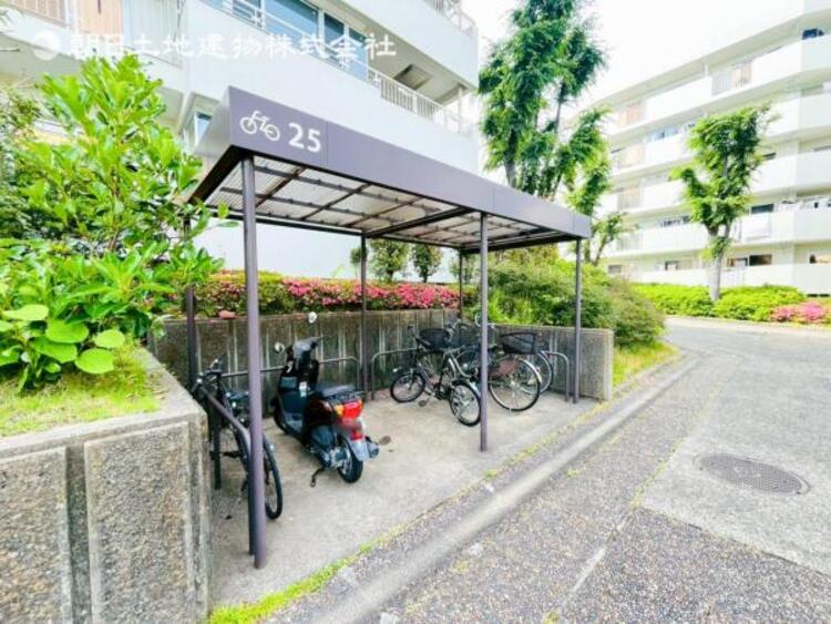 その他 〜共用部の駐輪場〜 