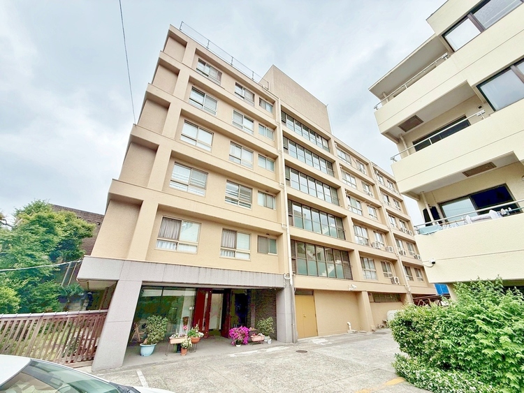 外観 資料には掲載していない情報が、現地にはたくさんあります。是非一度、現地をご確認ください。