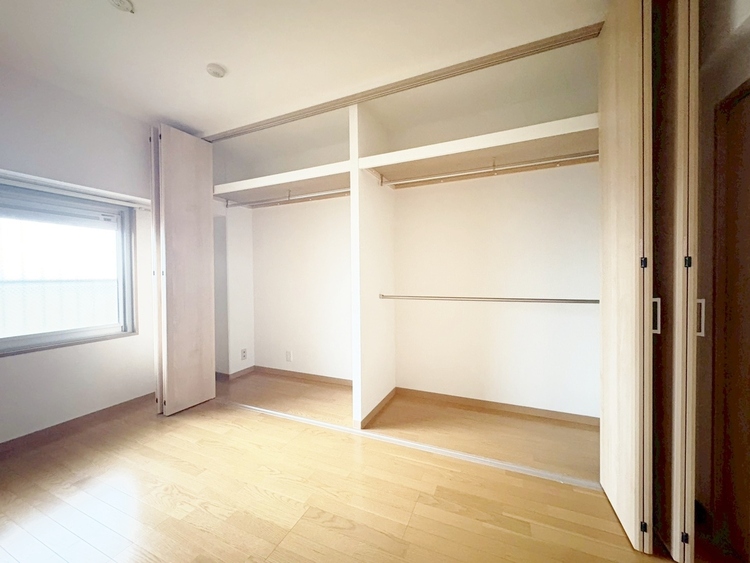 収納 居室にはクローゼットがあり、荷物もスッキリ収納して快適にお過ごしいただけます。