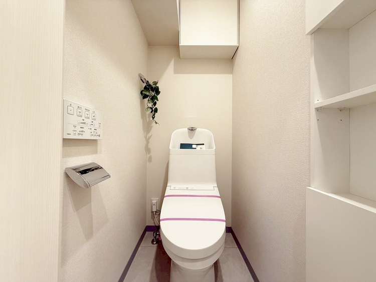 トイレ 暮らしの中のさりげないひとときの快適さにも、こだわりを、持って設備を配しております。
