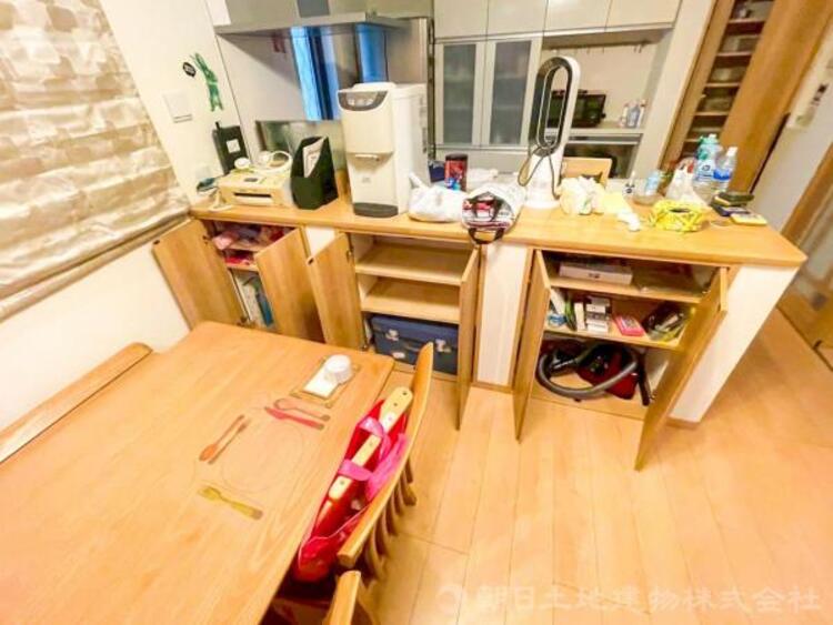 居間 家の良し悪しだけではなく周辺環境も重要なポイントとなります！ご案内時に周辺環境もご案内いたします！