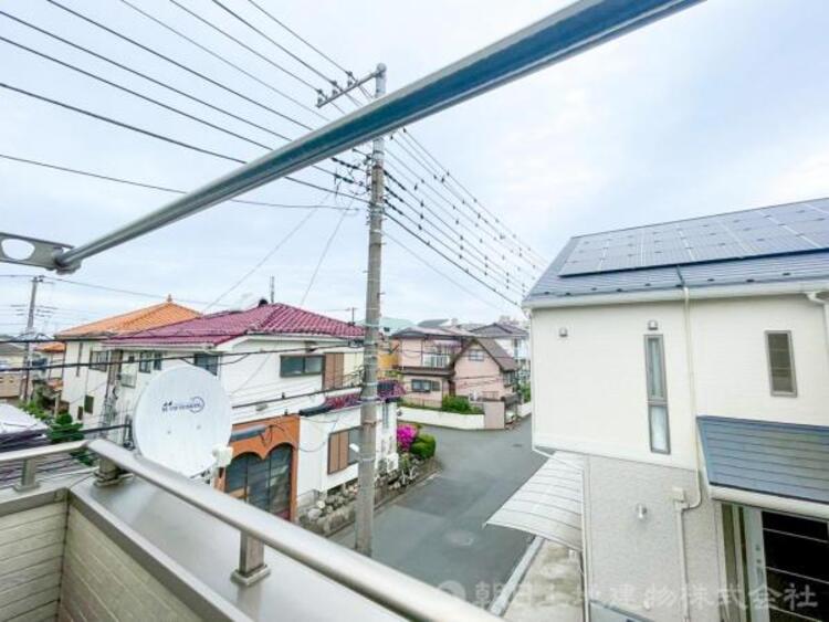 その他 【眺望】視線を遮る高い建物がなく、開放的で、他人の視線を感じにくい環境です。