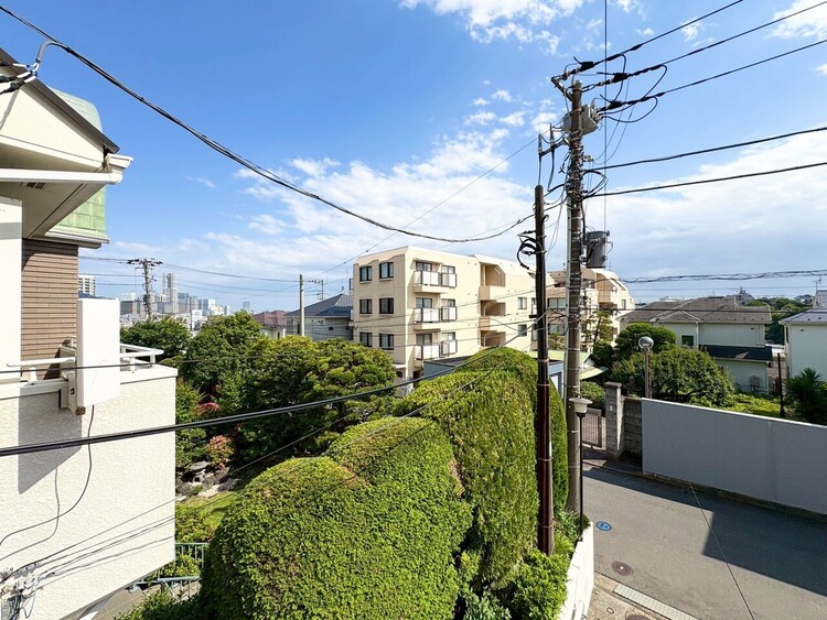 その他 眺望や窓からの景色が良いと、家で過ごす時間も快適です。
