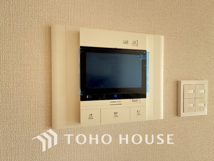 その他 来客が一目でわかるモニター付きインターホン