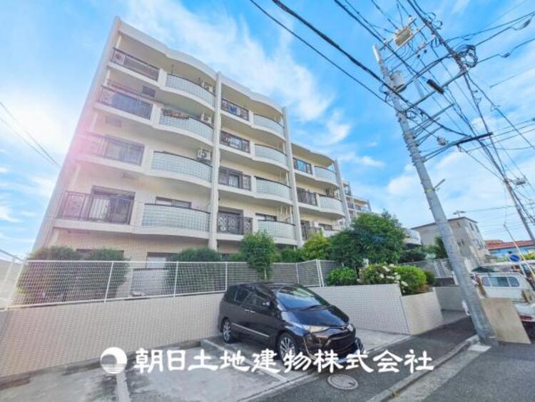 外観  【外観写真】静かで子育てにも良い環境。緑に恵まれたエリアでゆとりある住環境が整っています。