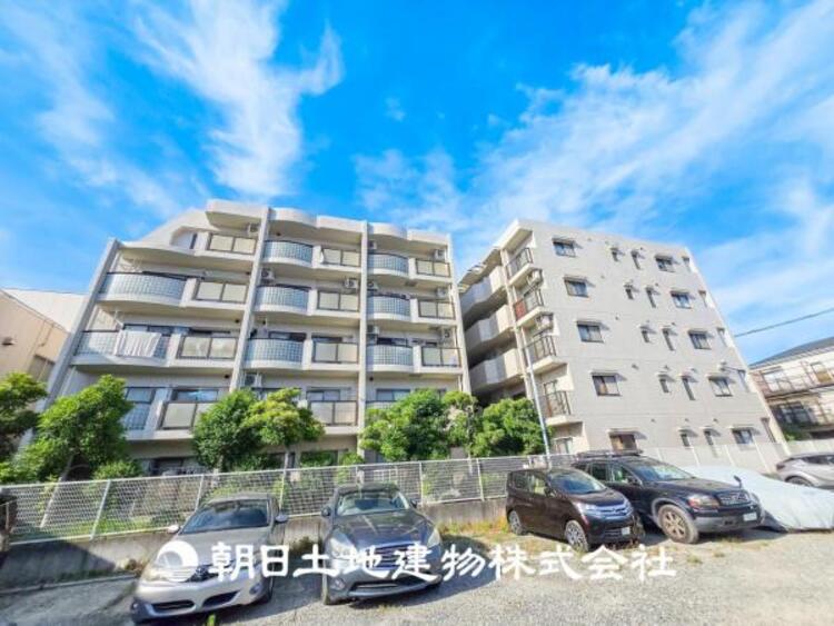 外観 【外観写真】この開放感ある眺望と共に閑静な住宅街の季節感を演出する四季折々の変化を楽しめる心地よい場所となることでしょう。
