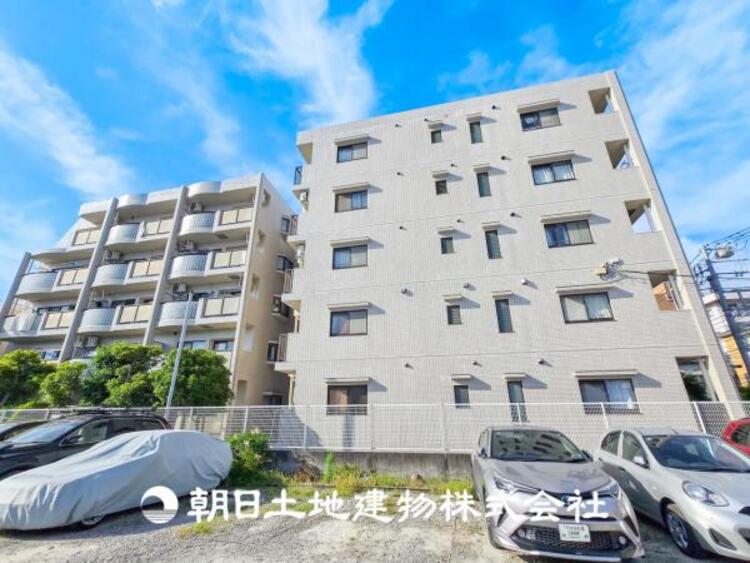 外観 【外観写真】気持ちよい開放感があり、遮るものもなく気持ちのいい景色が広がり、毎日の暮らしを豊かに彩ります。