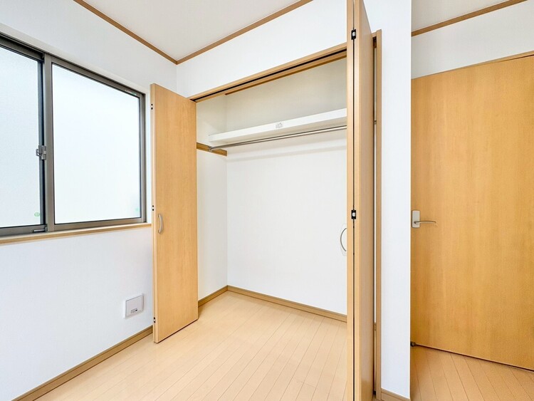 収納 居室にはクローゼットがあり、荷物もスッキリ収納して快適にお過ごしいただけます。