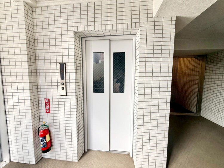 その他 エレベーター完備のため荷物が多くなっても安心。
