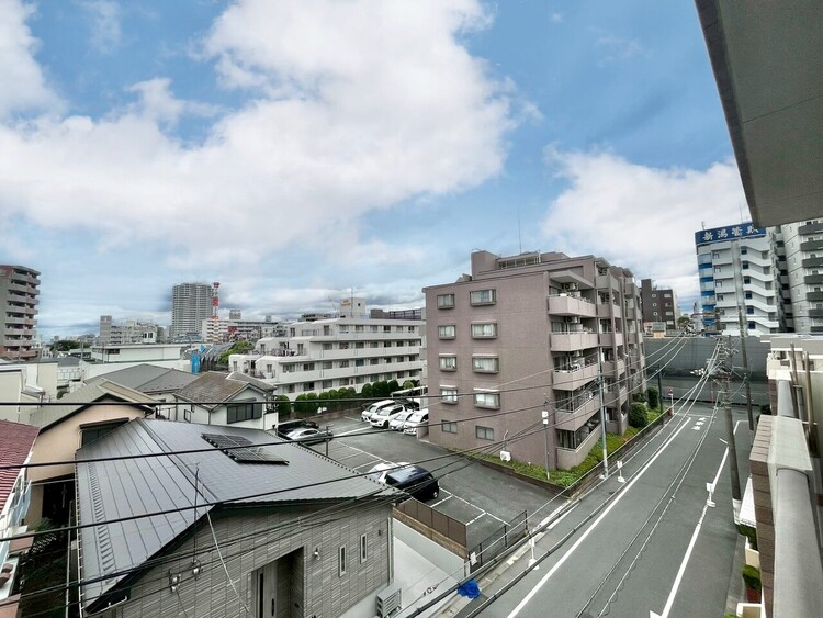その他 眺望や窓からの景色が良いと、家で過ごす時間も快適です。