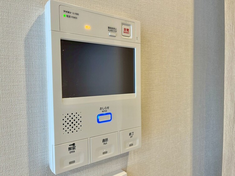 その他 誰が来てもわかる様にモニター付きインターホンを設置。